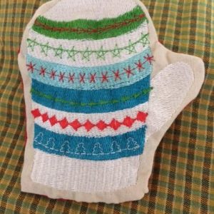 Mitten Hand Warmer Embroidery Pattern by Doodle Threads